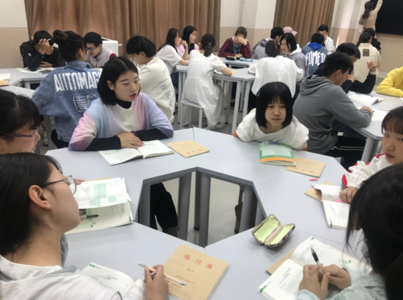 2021各高校暑假时间确定，77天长假让人羡慕，广以理工学院被点名