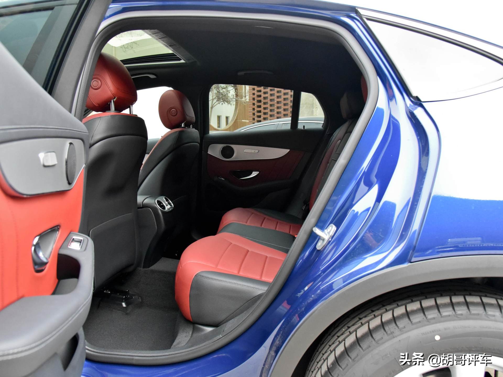 奔驰的动感溜背SUV，2.0T+9AT，带你看进口奔驰GLC