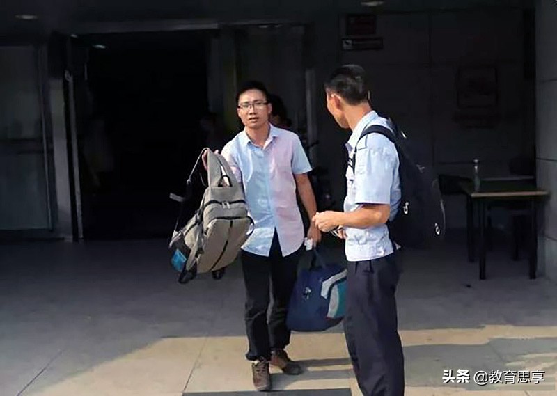 “高考专业户”吴善柳：10次高考、圆梦清华，投身教育成高中老师