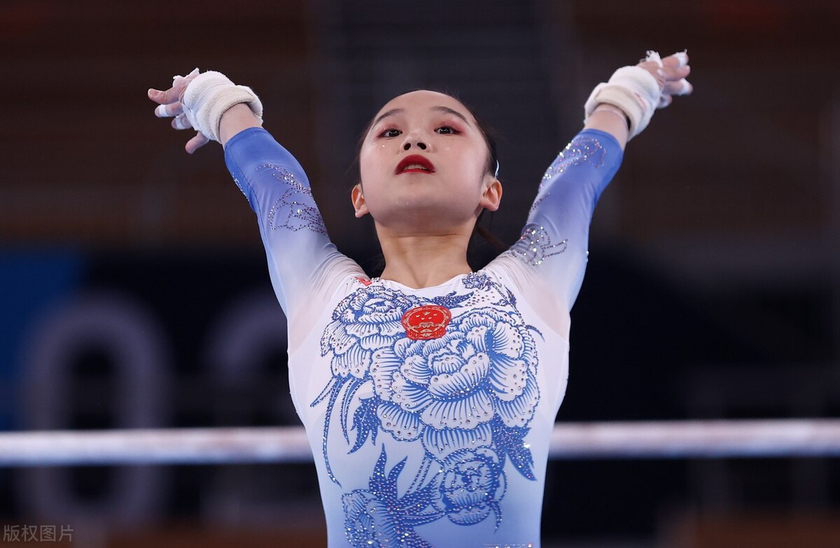 奥运会高低杠冠军有哪些(奥运女子高低杠中国无缘奖牌，芦玉菲第四范忆琳第七，比利时夺冠)