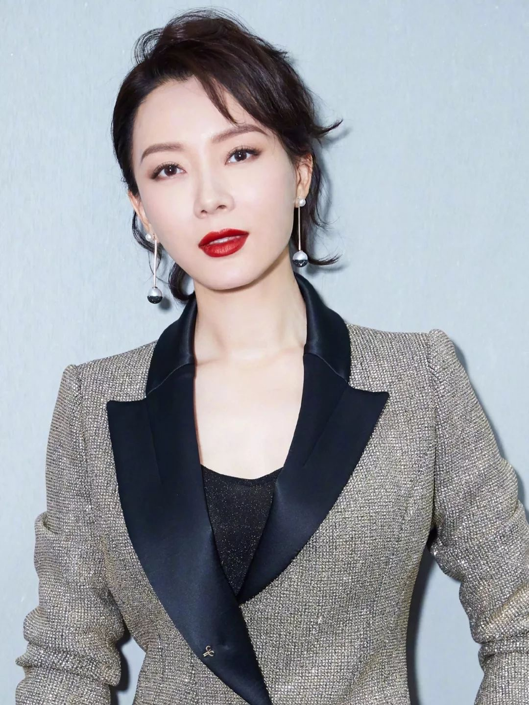 都说整容是娱乐圈“大忌”，而这10位明星，却因整容走向人生巅峰