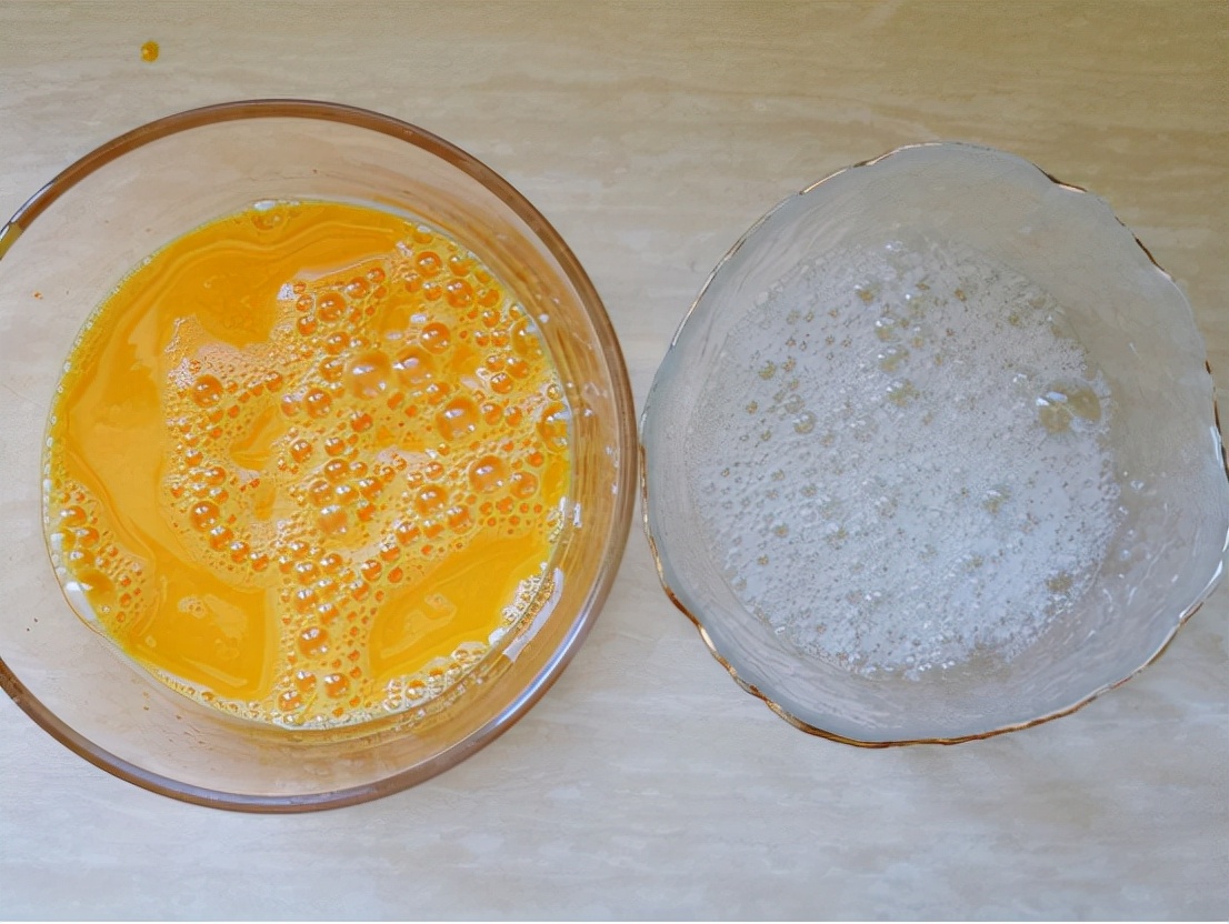 好吃还营养的厚蛋烧，做法很简单，颜值也高，做早餐正合适