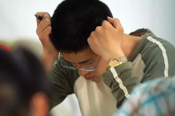 高考412分捡漏厦门大学，看到4年学费后有些发愁，难怪能捡漏