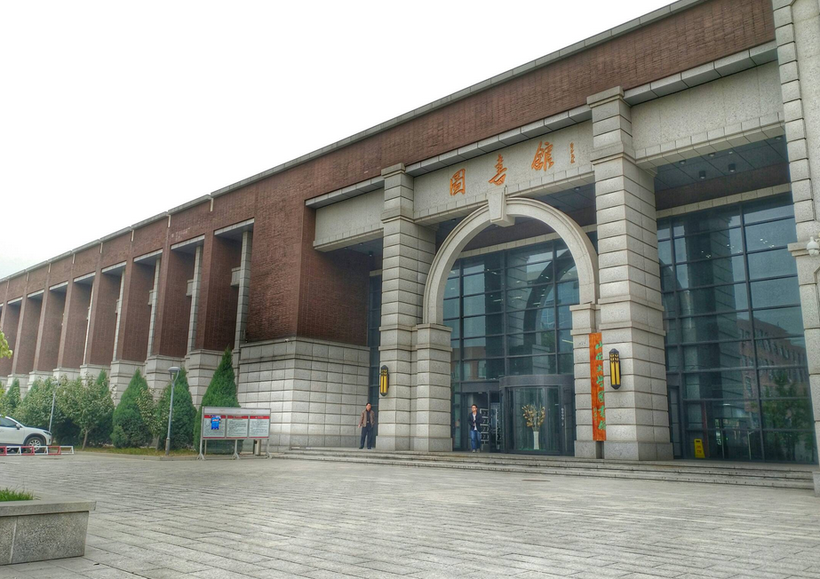 “退步明显”的3所大学，从全国前三到普通本科，学生直呼可惜