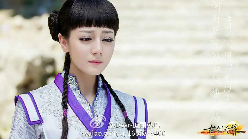 迪丽热巴的走红史，和她与杨幂的神仙姐妹情