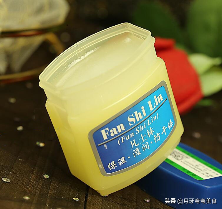 护肤品越贵越好？不！这4款老牌国货真不错，补水嫩肤，好用不贵