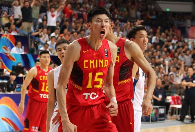 中国打nba的有哪些(中国共有6名球员打过NBA，姚明总薪资最高，最低的是谁呢？)