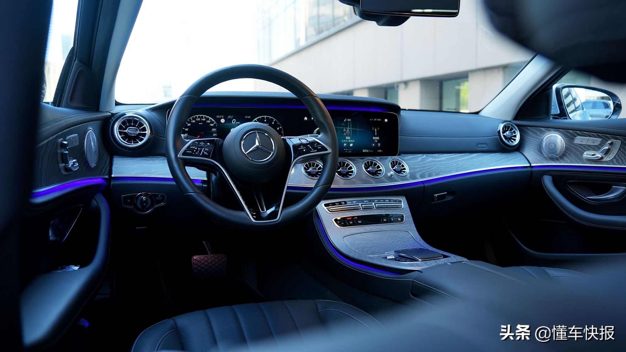 中大型豪华轿车头把交椅之争,奔驰e级对比宝马5系