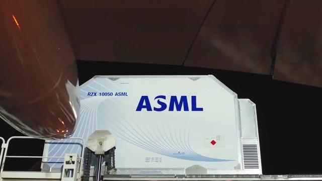 精度提升30%，售价9.3亿一台，ASML新一代EUV光刻机诞生
