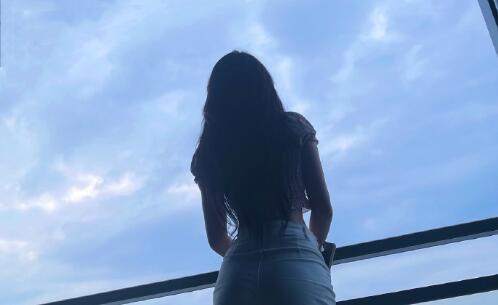 网曝武大副教授私生活混乱：谈小19岁女友，提倡“开放式关系”