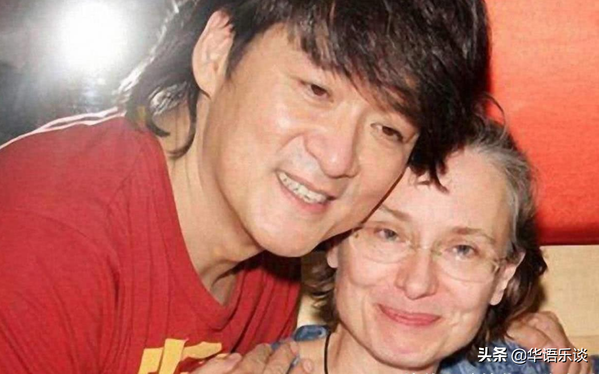 周华健不「花心」：35年在滚石没挪窝，35年跟发妻不离弃