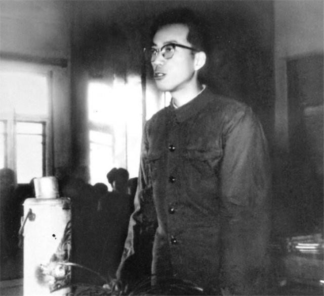 姚桐斌：江苏高考第一名，同时被七所大学录取，46岁时却遭遇身死