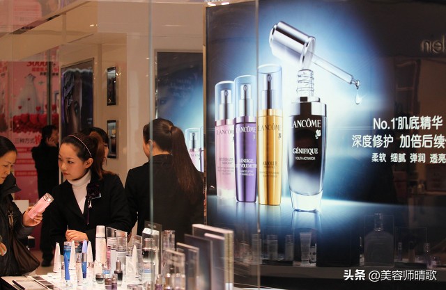 30岁+抗老精华: 小棕瓶、小黑瓶、SKII、红腰子，到底选哪个好呢？