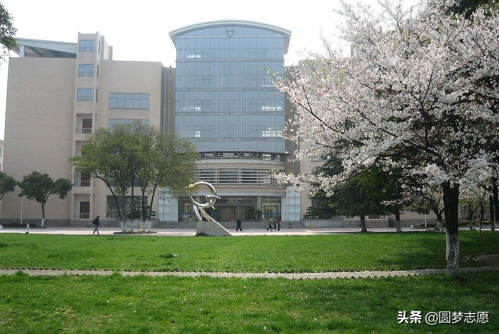 江苏科技大学：全国前150名的院校，但仍然让人感觉排名低