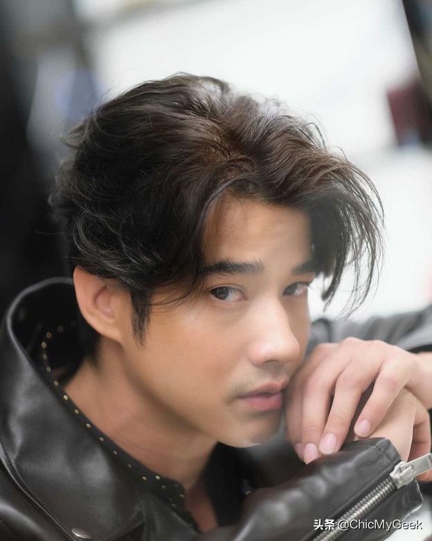 2021十大必追泰国男星！高颜值+完美肌肉身材令人移不开眼