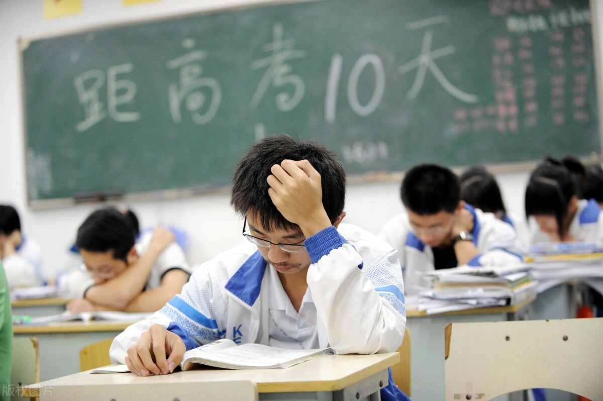 2014年高考英语18套试卷阅读理解试题内容效度研究