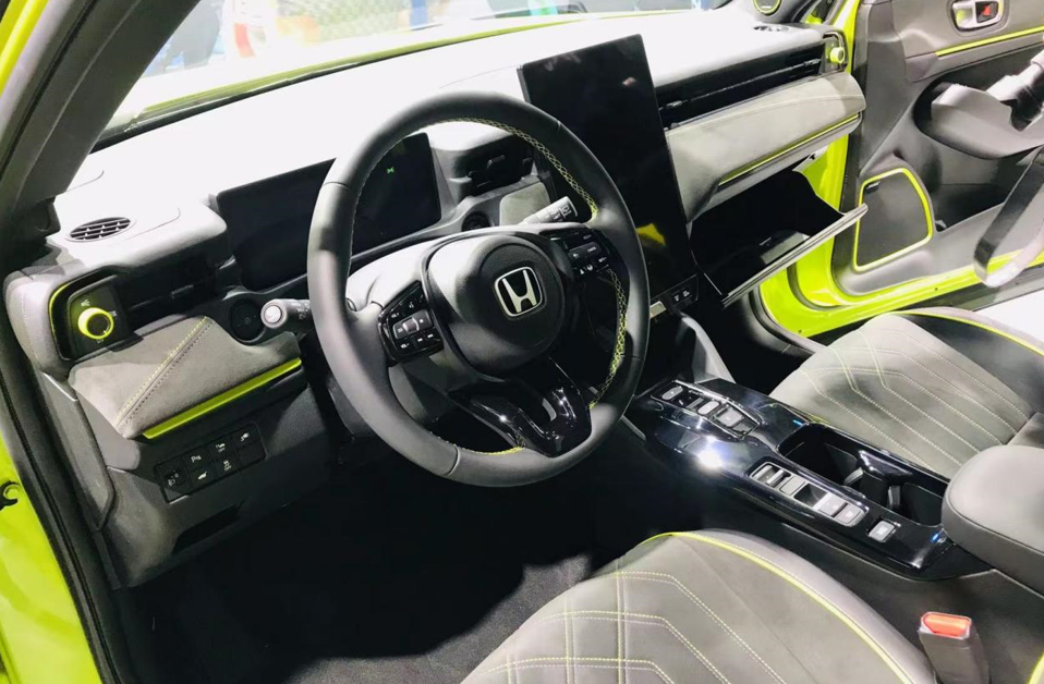 够吸睛！外观前卫时尚，Honda在华首款纯电车型 e:NS1武汉亮相