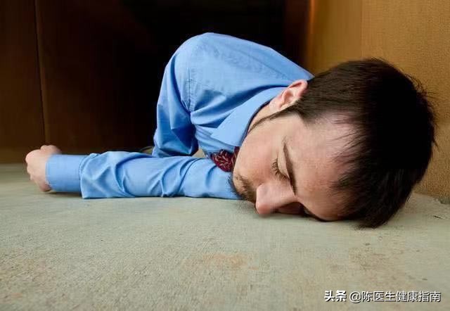 为什么中国脑梗越来越多？医生：除了补充叶酸，做好这3点更重要