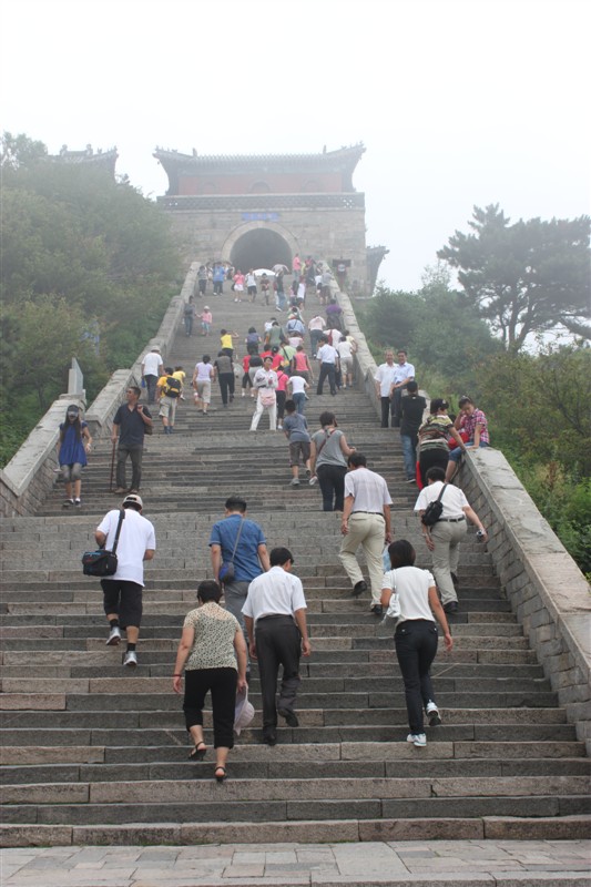 中国十大名山，每个都有最，爬过五座就是英雄