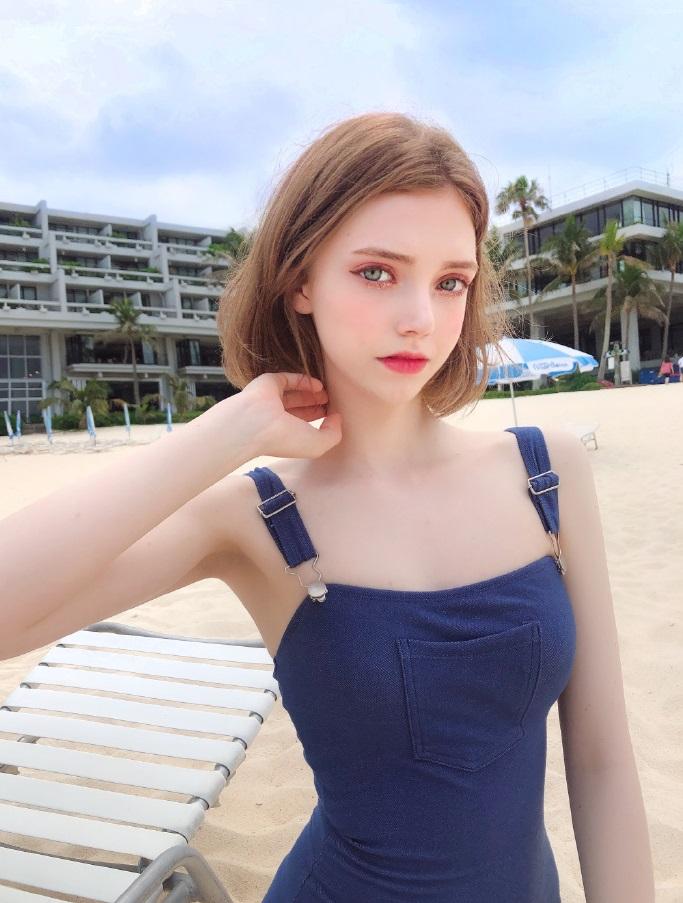 上帝的价值！乌克兰模型天使面对魔鬼的人，五种感官被融为真正的芭比娃娃？
