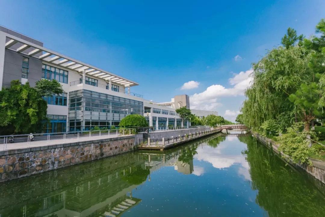 应用型大学是高职院校？东莞理工学院是中国最好的应用型大学吗