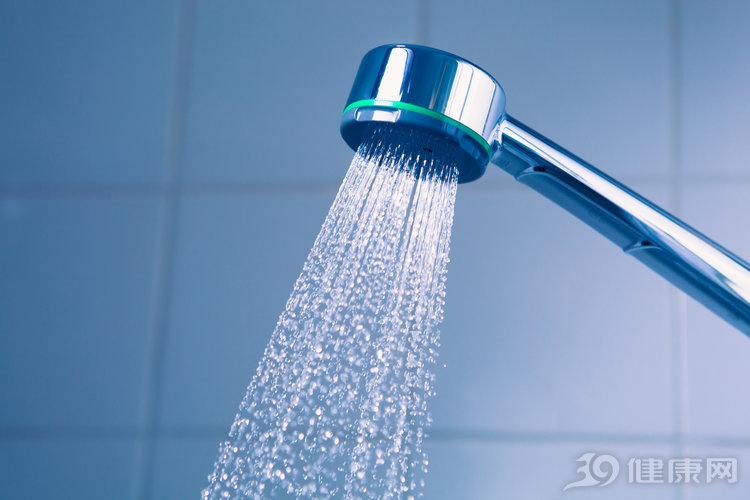 痒痒痒！摆脱肛门潮湿、瘙痒，医生建议用4种药膏，好得快