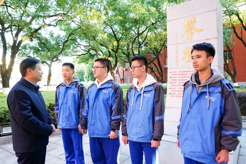 保送清华！长沙4人入选“丘成桐计划”，都来自湖南师大附中！