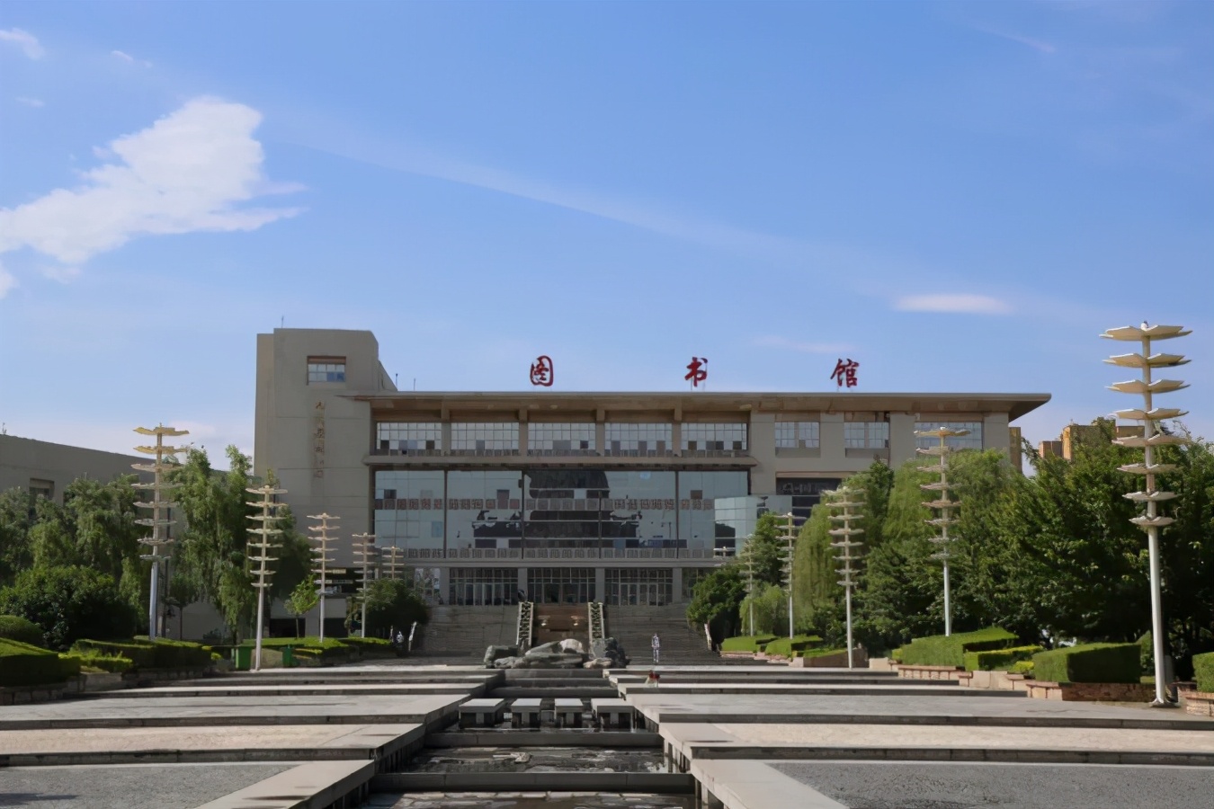 西安邮电大学地址(这类大学全国仅4所)