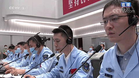 北京明白，挡不住的帅气，你们追的星来啦