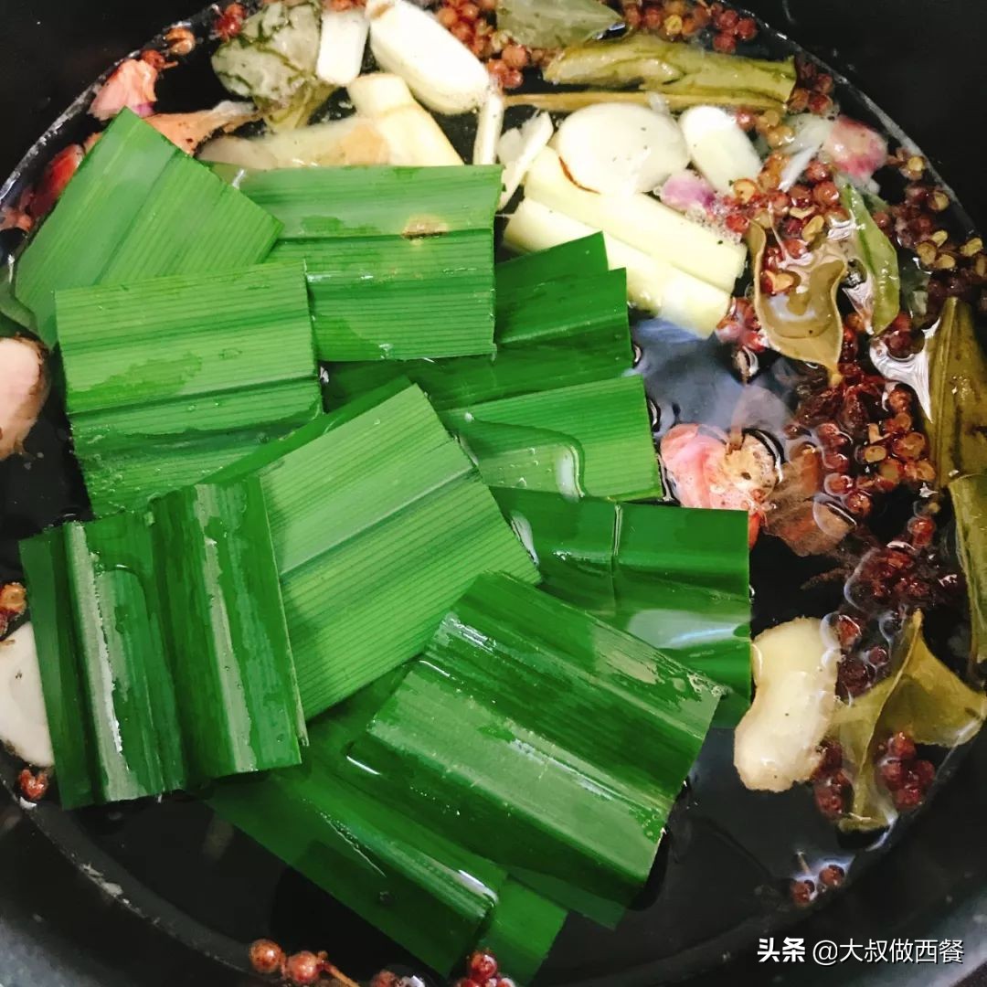 新加坡海南鸡饭（超详细的正宗海南鸡饭做法教程）