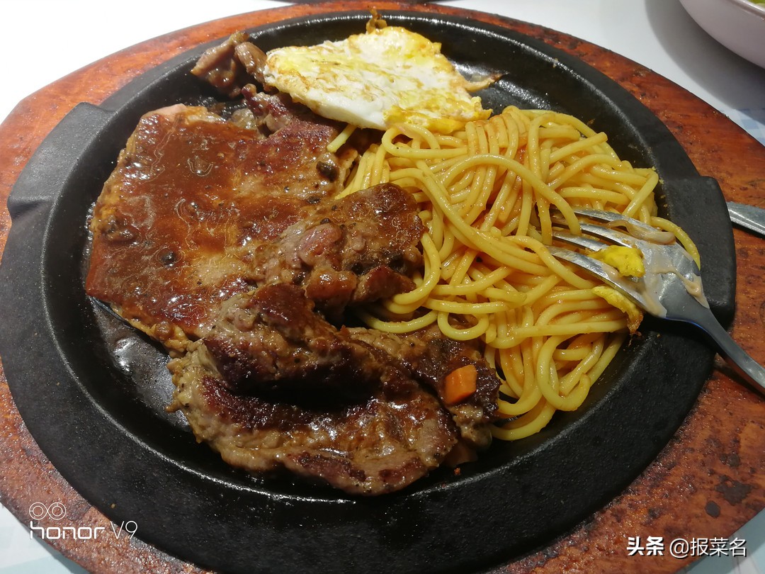 西冷牛排、蔬果沙拉、墨西哥牛肉卷、腓肋牛排，西餐美食推荐