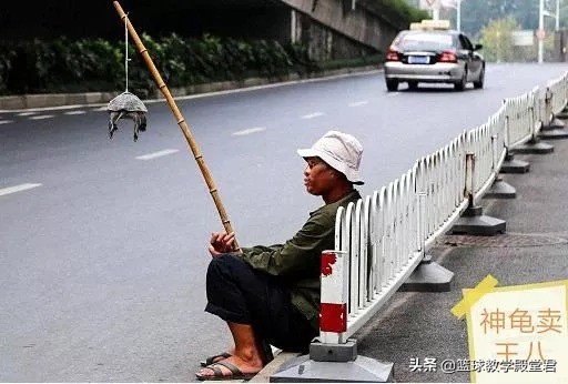 为什么nba不贴膜(当NBA球星摆摊是啥样？KD贴膜库里蹦爆米花，哈登这造型太形象了)