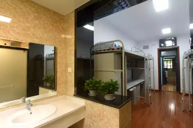 开学季，西安20所高校宿舍大盘点......