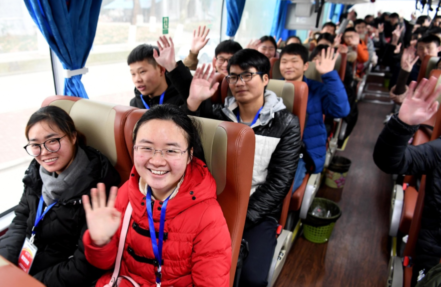 扎堆考研的二本生，为何初试容易复试难，导师说出原因