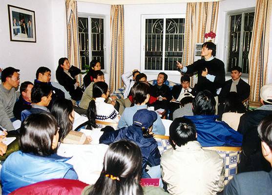 马云：从高考数学1分逆袭成中国首富，每一个强者都是“狠心人”