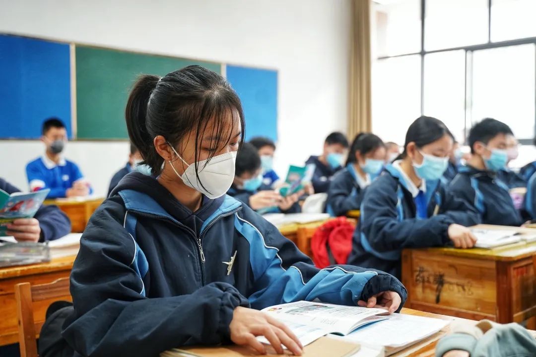 教改新政策，私立学校遭“大洗牌”，大批学校或将民办转公办