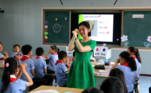 教育部传来好消息，2类学历不考试直接发教资证，毕业就能当老师