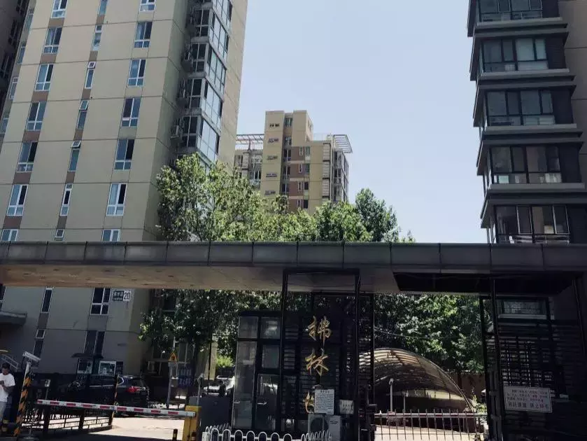快被遗忘的亚奥商圈，能否因上品+城市奥莱带来新生？
