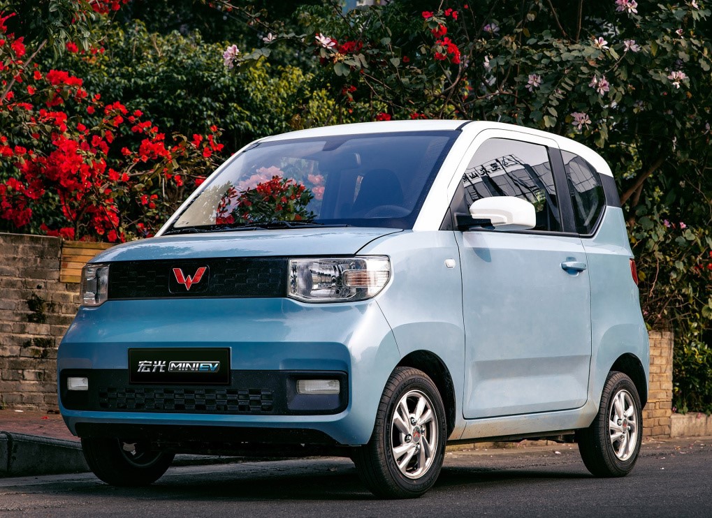 五菱全新“代步车”，续航超300km，宏光MINI买早了？