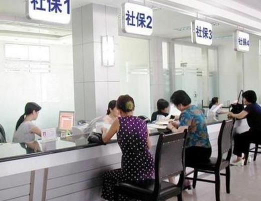 辞职后公司不再交社保，该怎么办？别担心，有解决办法