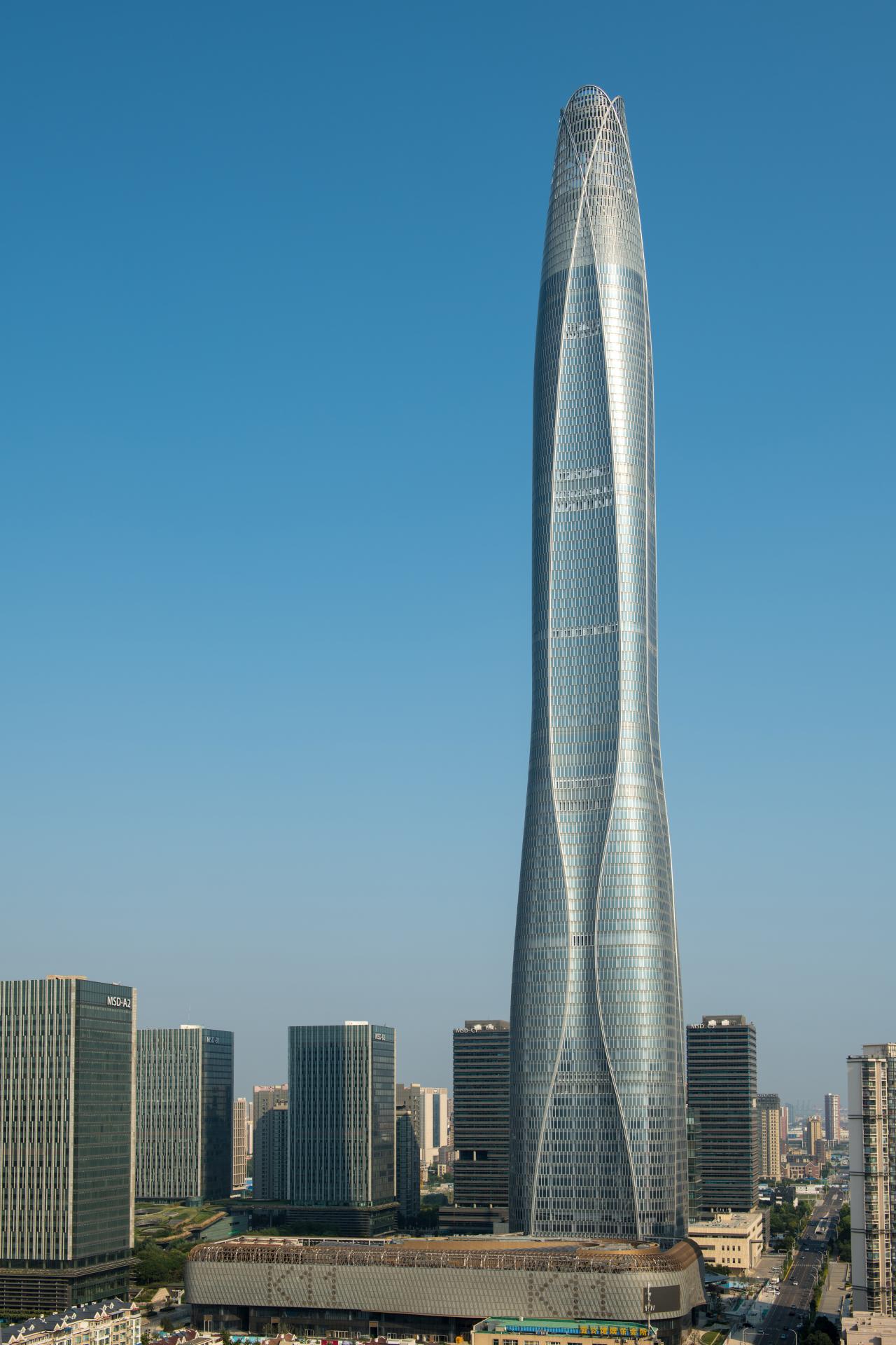 9,北京中信大厦建筑设计:kpf事务所电梯数量:100电梯最快速度:10m/s