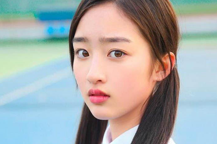 热度近期飙涨00后女明星之首是谁？蒋依依赵今麦张子枫欧阳娜娜