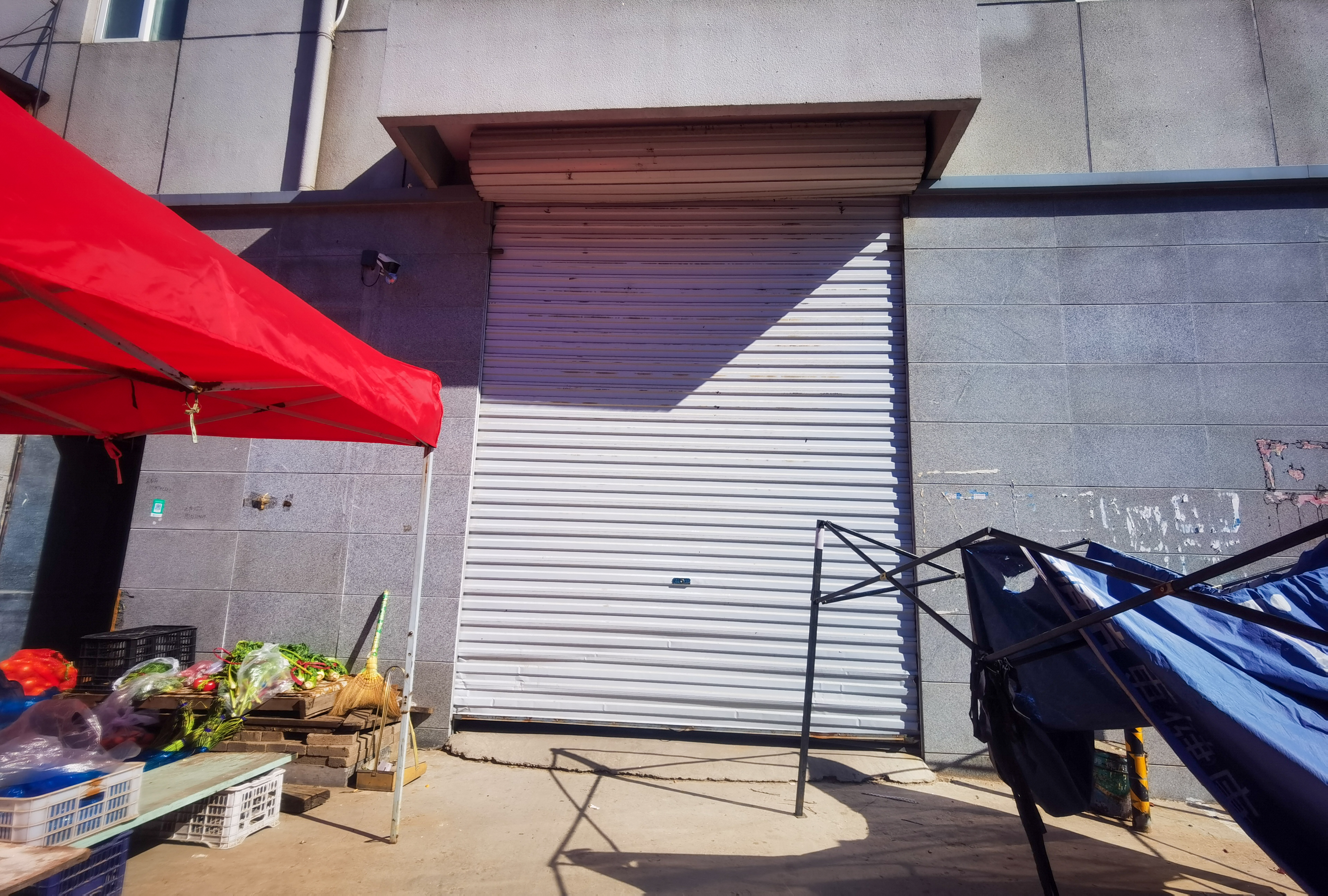 河北一邮政职工持刀杀害3名同事：疑多次找领导调岗未果杀女局长，另两人拉架被扎