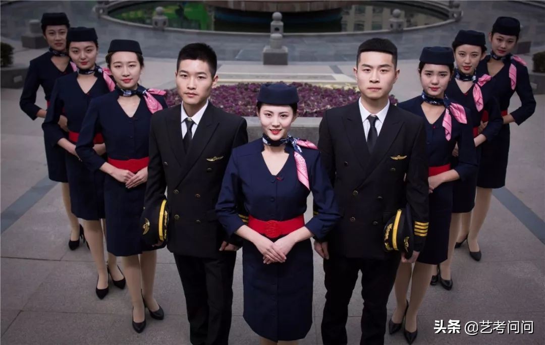 艺术生学空乘专业，毕业后可以从事哪些工作，好挣钱吗？