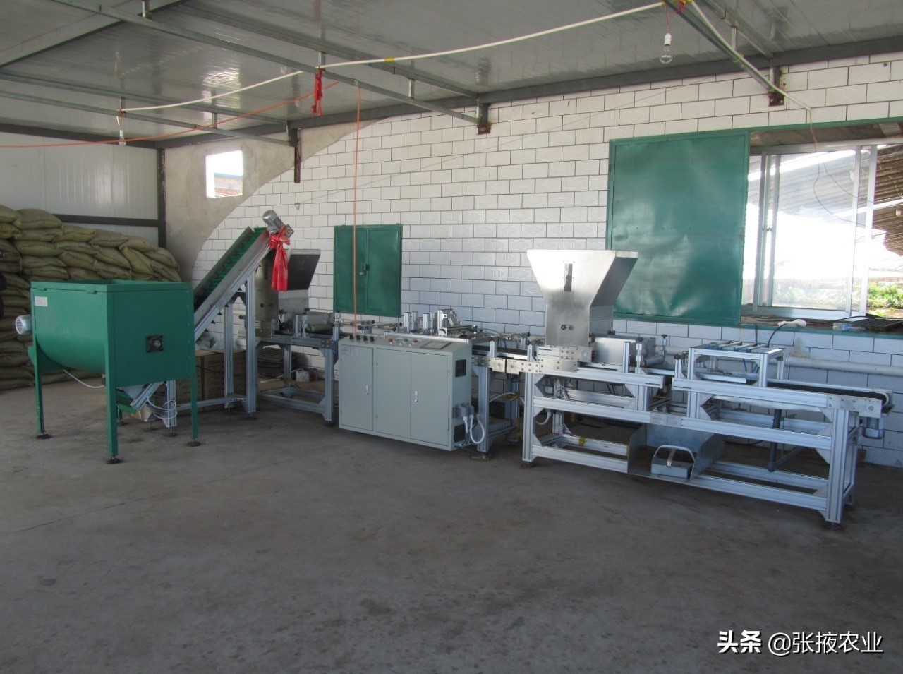 張掖市農(nóng)機(jī)推廣站設(shè)施農(nóng)業(yè)、露地蔬菜機(jī)械化技術(shù)推薦使用農(nóng)機(jī)具(一)