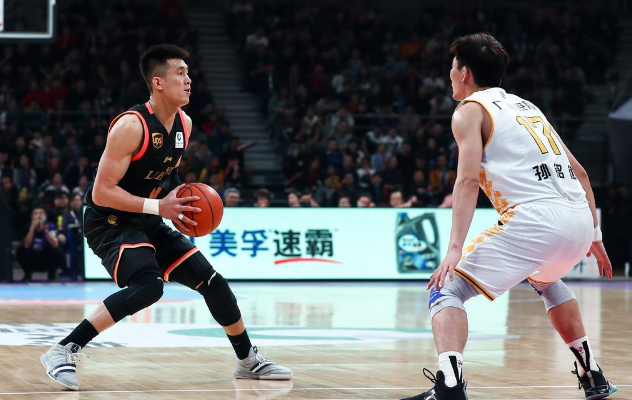 为什么cba的场次不统一(还是46场吗？CBA常规赛改制北上广深同组，效仿NBA赛制引热议)