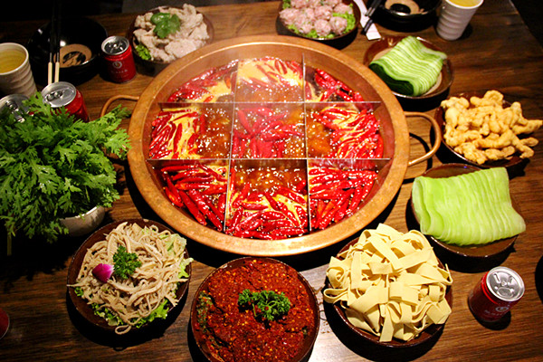 中国十大美食排行榜：经典特色菜肴全解析
