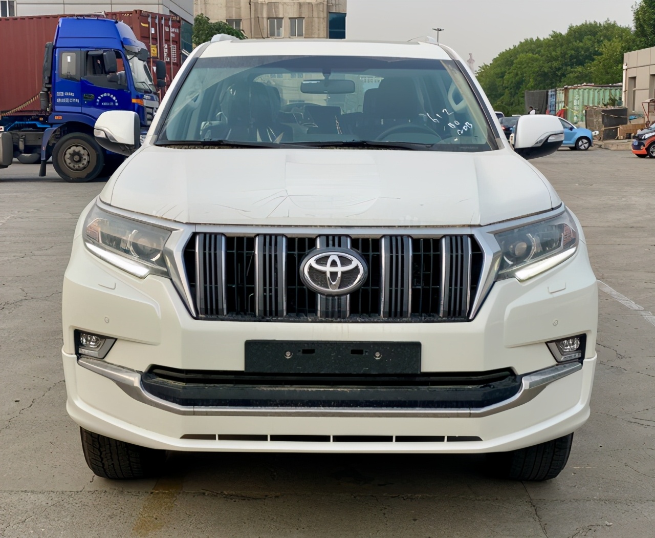 11月底丰田霸道车型价格行情