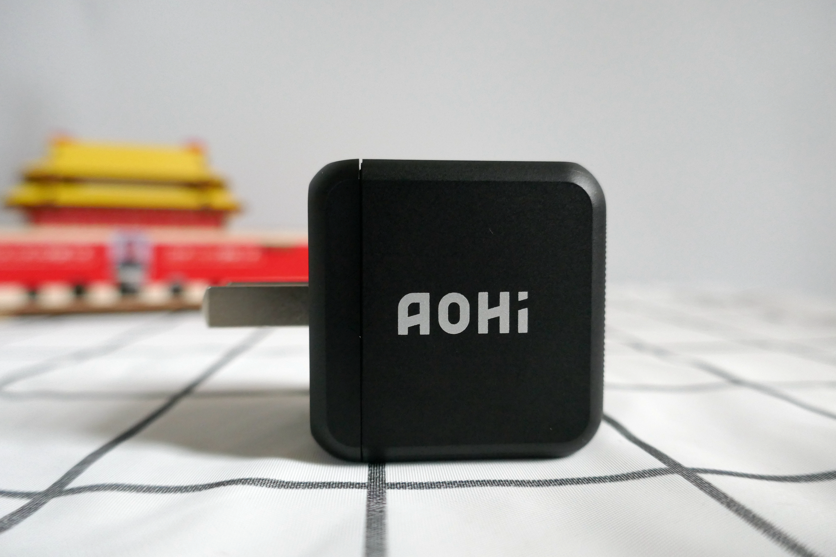 短小精悍，超级快充——AOHI/奥海65W氮化镓充电器测评