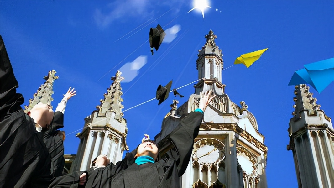 去英国高中留学要多少钱，英国留学费用一览表